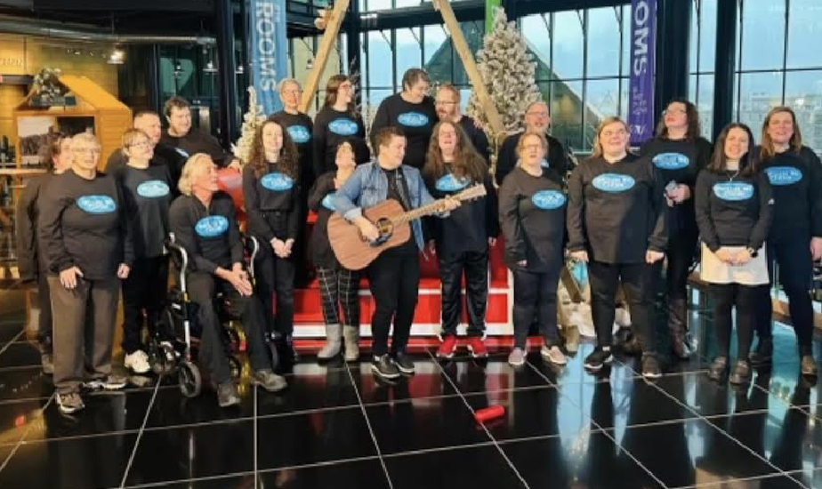 Never Give Up – KELLIE LODER & the Stella’s Circle Inclusion Choir