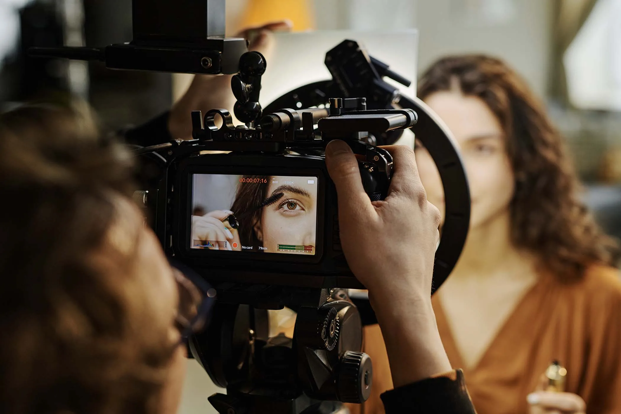 screen of video camera with part of face of fashio L7EQVKU 1